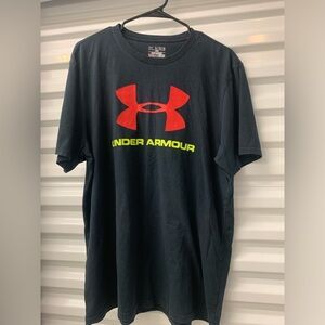 Under Armour Tee Size Large